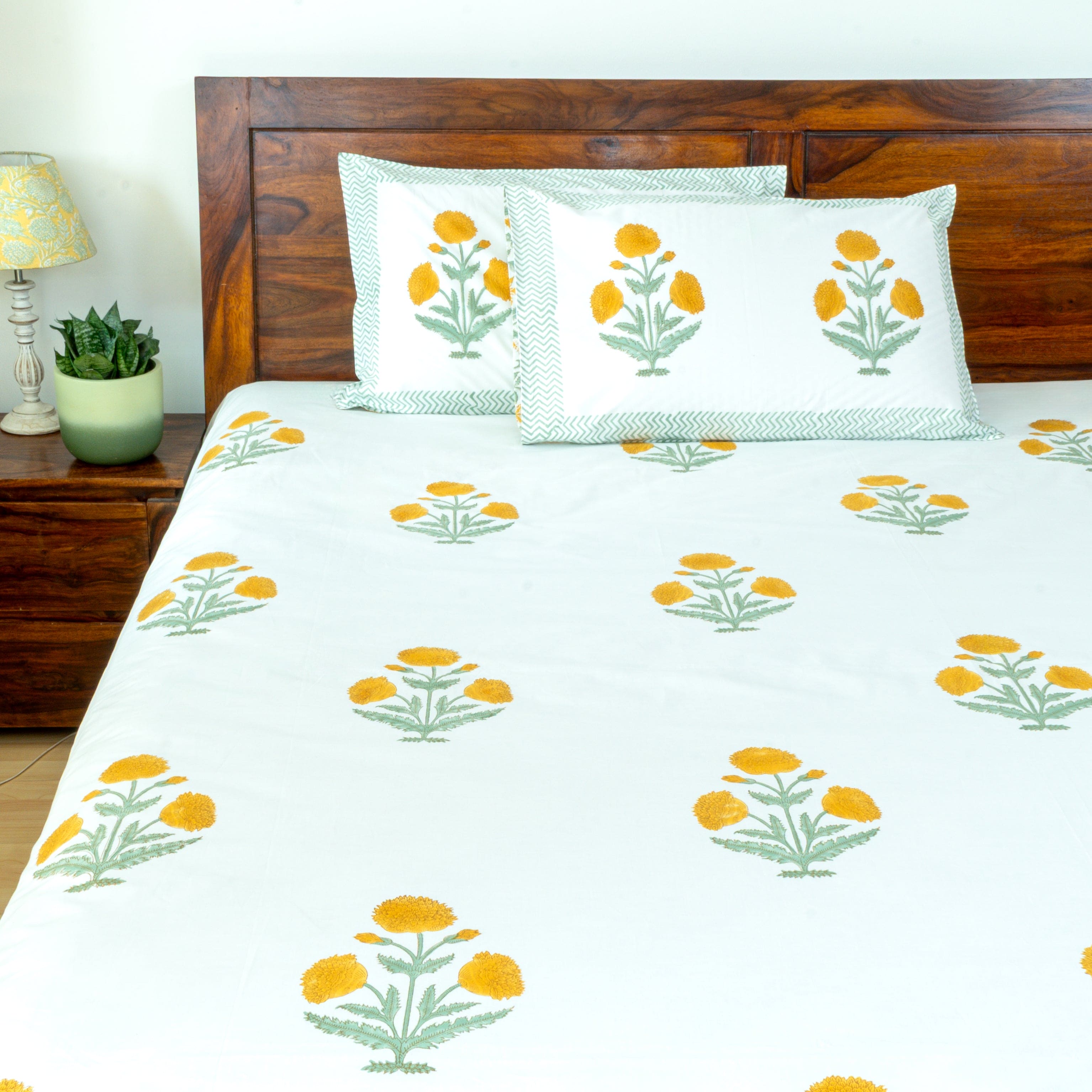 Aspen – Premium Percale Cotton Bedsheet Set (Super King, 300 TC, 2 Reversible Pillow Covers)