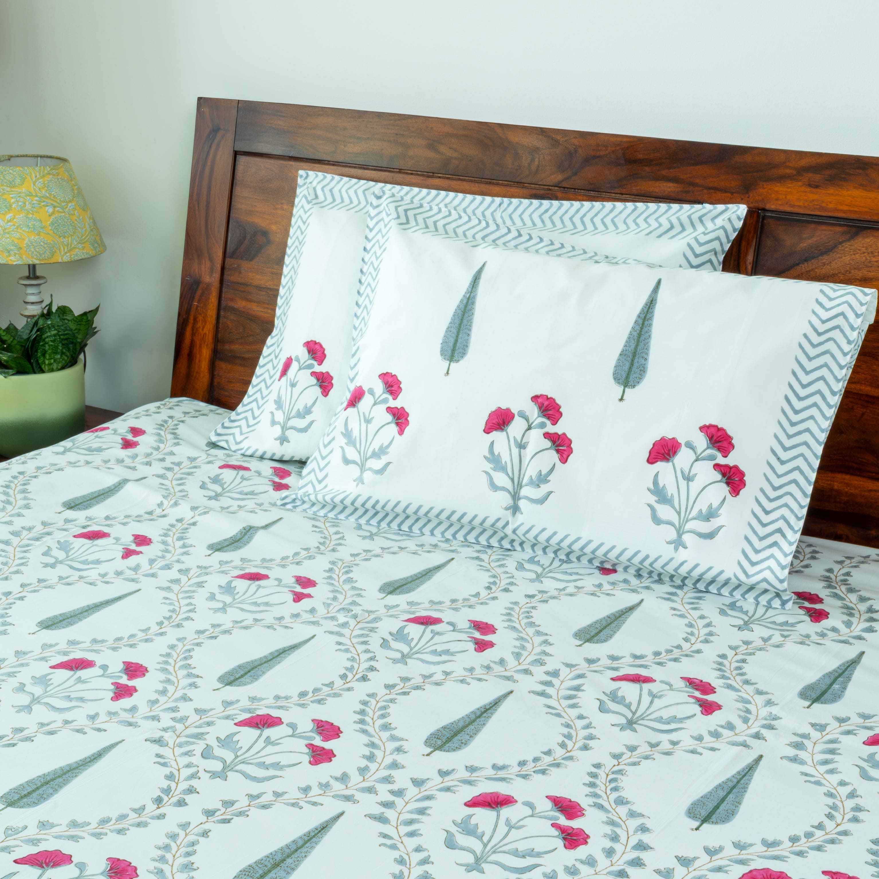 Birch – Premium Percale Cotton Bedsheet Set (Super King, 300 TC, 2 Reversible Pillow Covers)