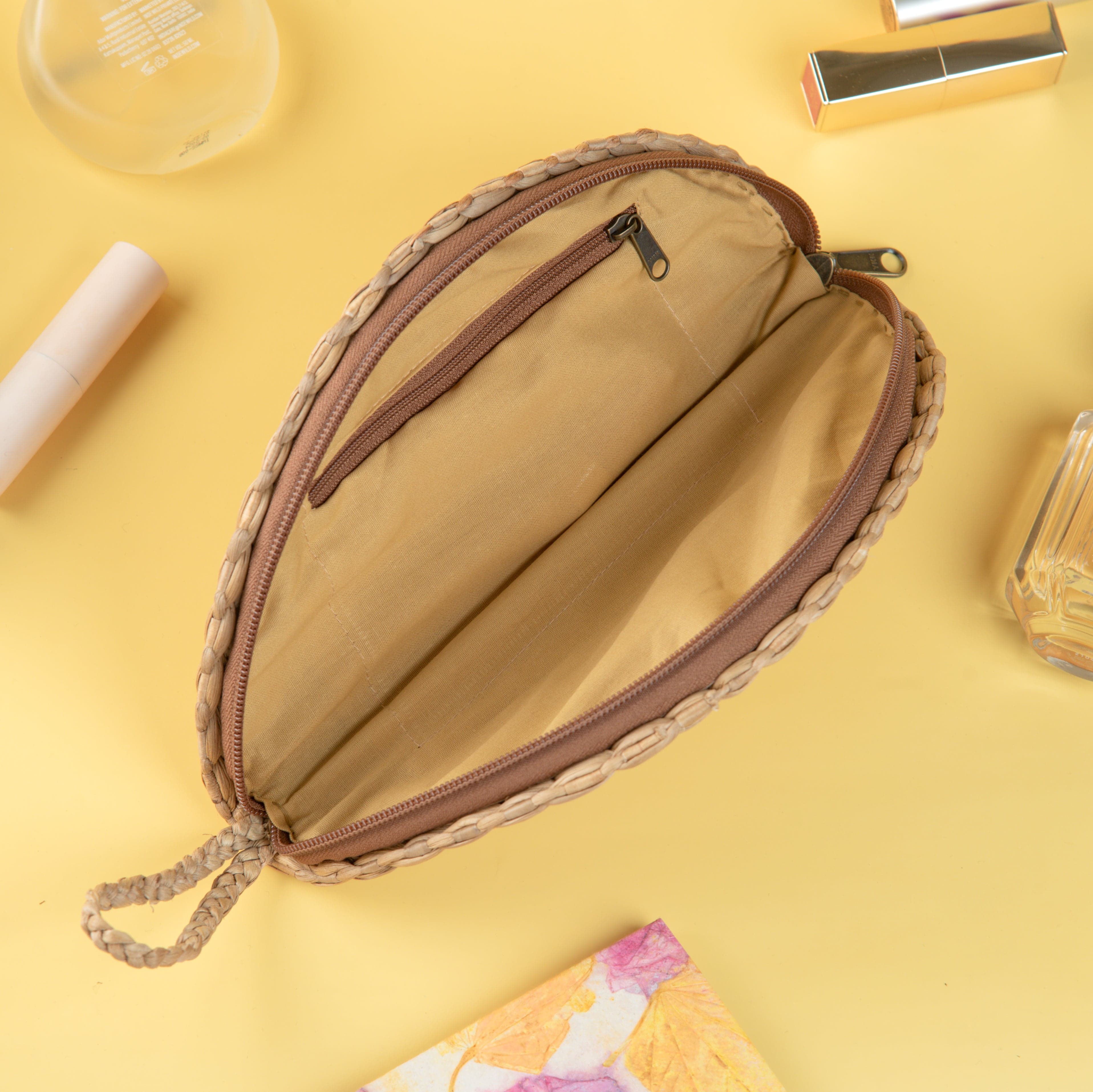 Bags Natural Water Hyacinth Handcrafted Clutch artmansha
