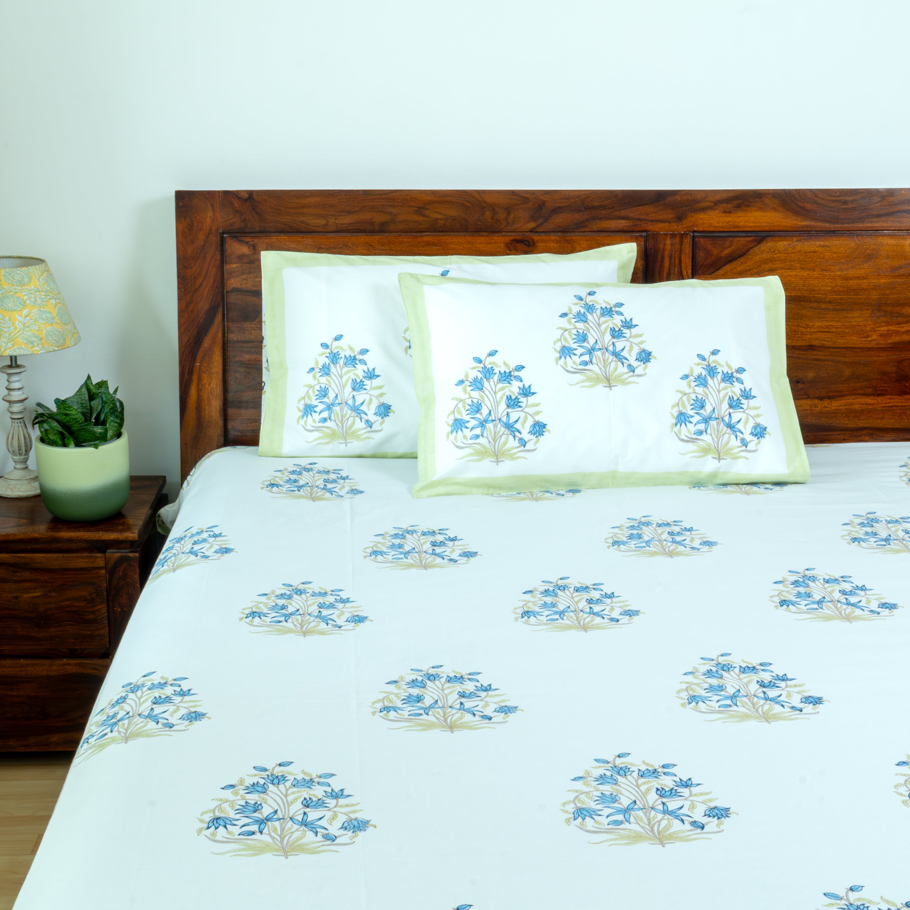 Alder - Super King Size 100% Cotton Percale 300 TC Bedsheet