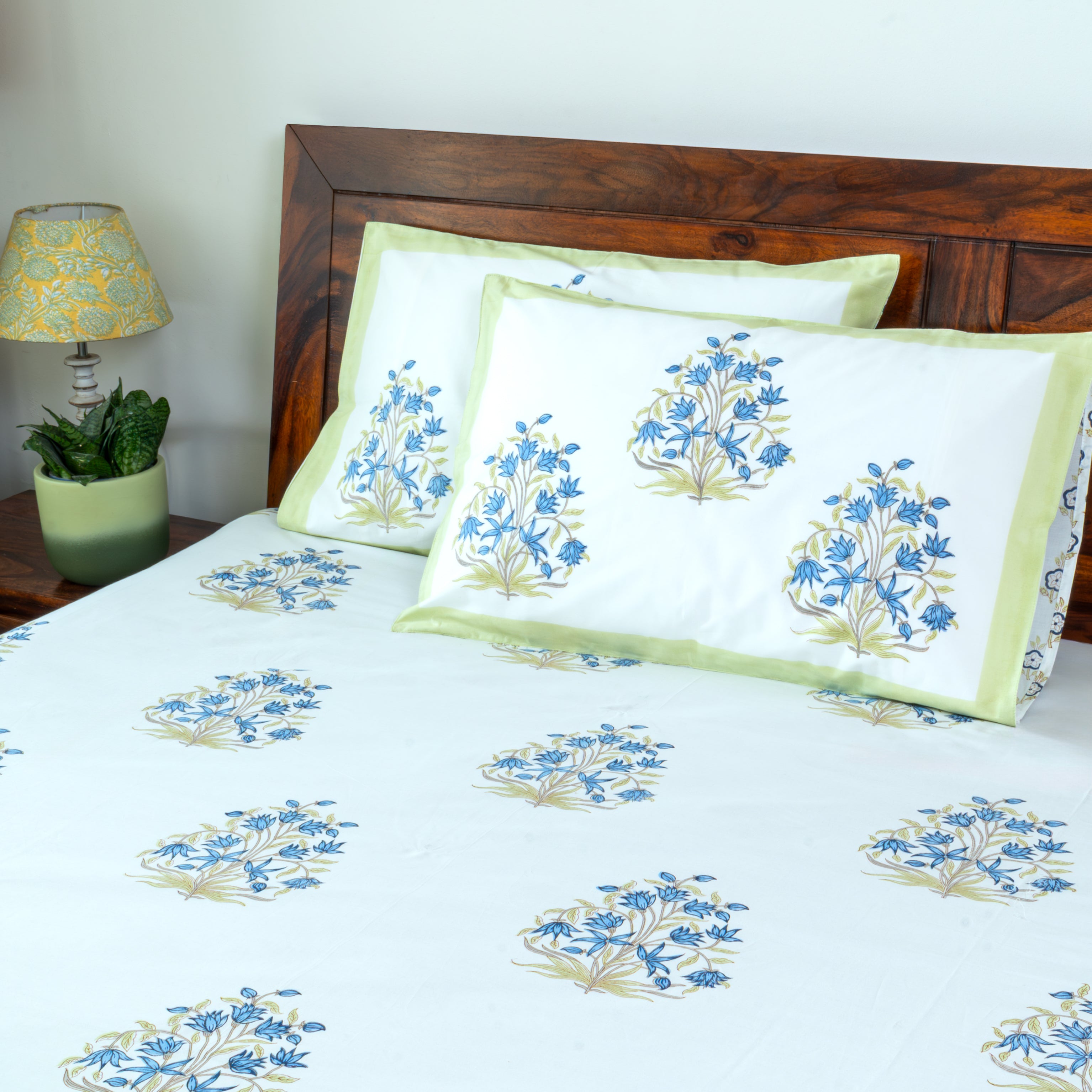 Alder - Super King Size 100% Cotton Percale 300 TC Bedsheet