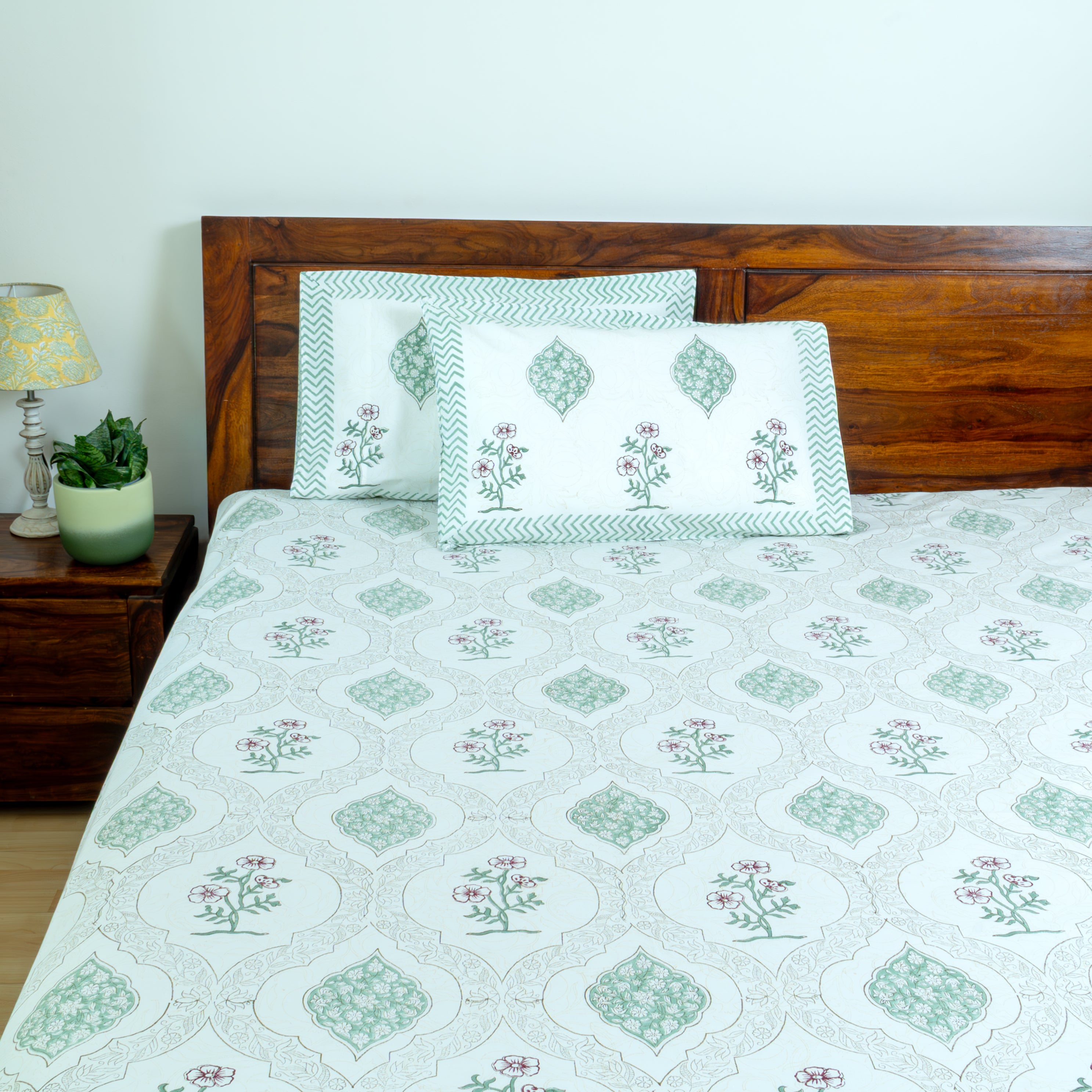 Cedar - 100% Cotton Percale 300 TC Bedsheet - Super King Size